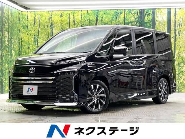 TOYOTA VOXY 2023