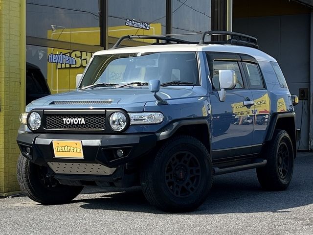 TOYOTA FJ CRUISER 4WD 2015