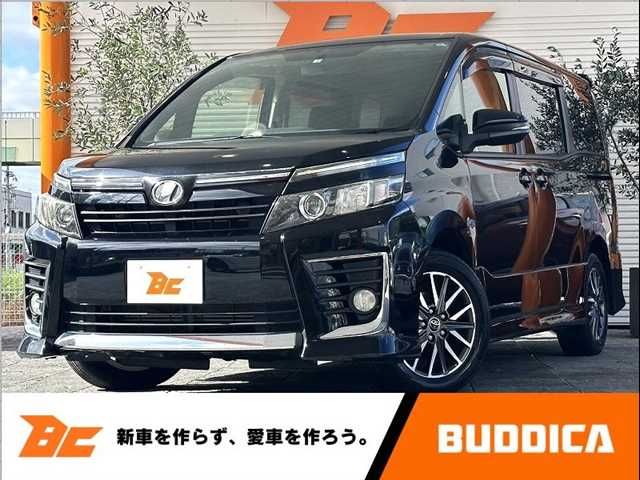 TOYOTA VOXY 2014