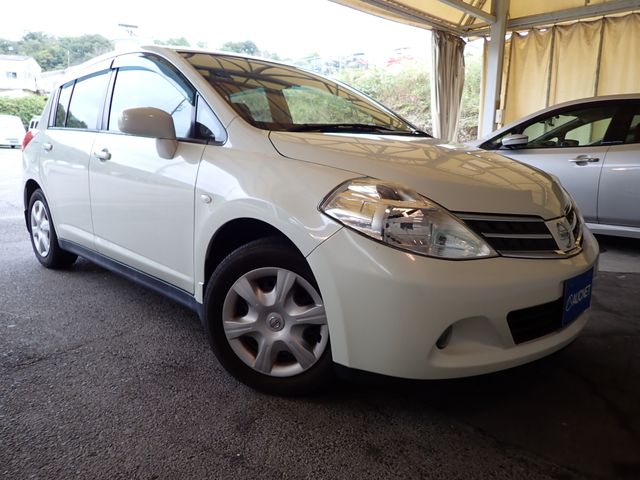 NISSAN TIIDA 2009