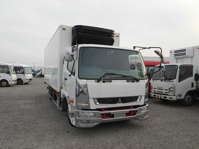 MITSUBISHI FUSO FIGHTER 2011