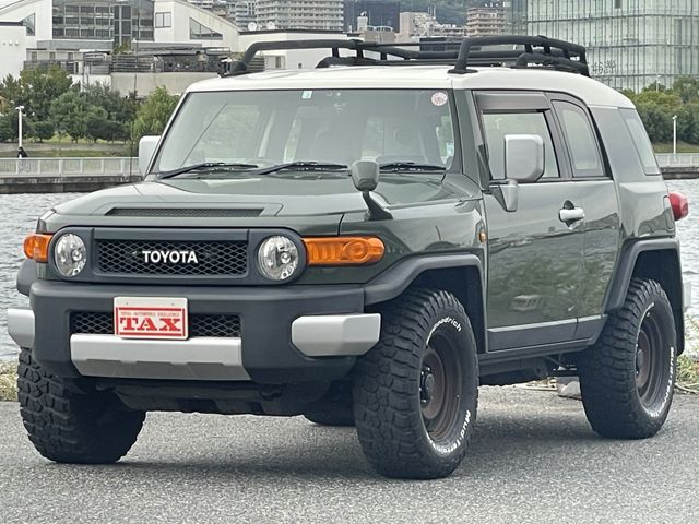 TOYOTA FJ CRUISER 4WD 2013