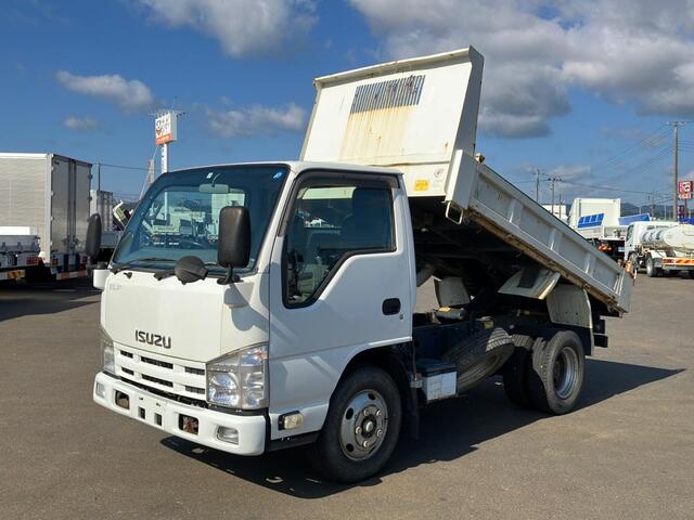 Isuzu ELF 2013