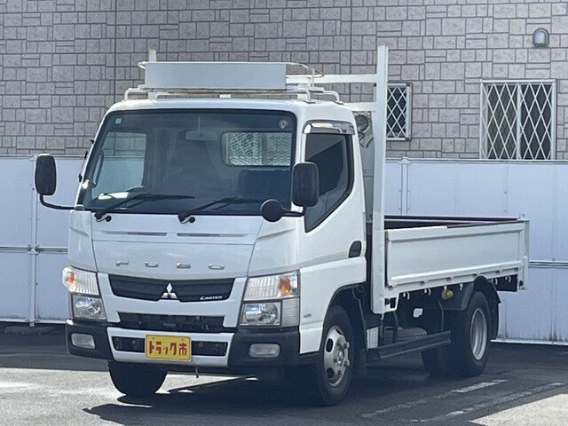 Mitsubishi CANTER 2015