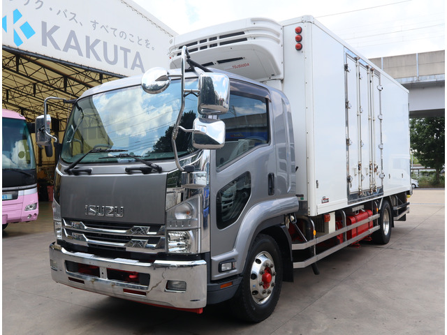 Isuzu FORWARD 2019