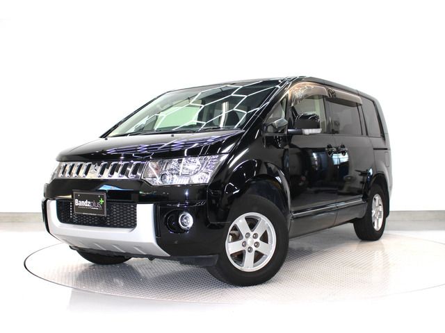 MITSUBISHI DELICA D:5 2WD 2017