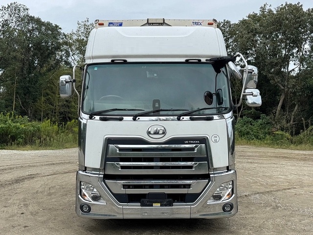 UD Trucks QUON 2018