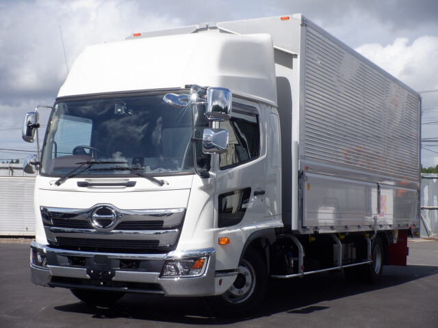 Hino RANGER 2023