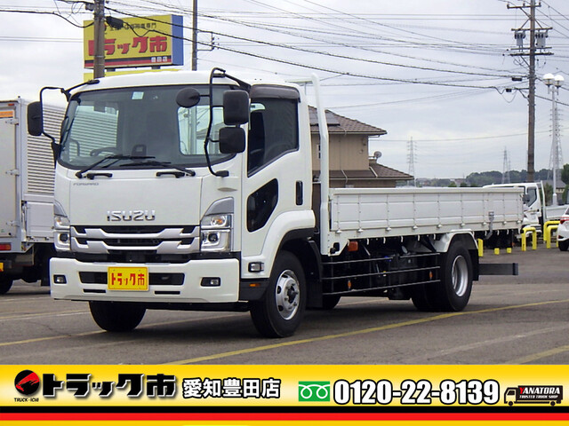 Isuzu FORWARD 2021