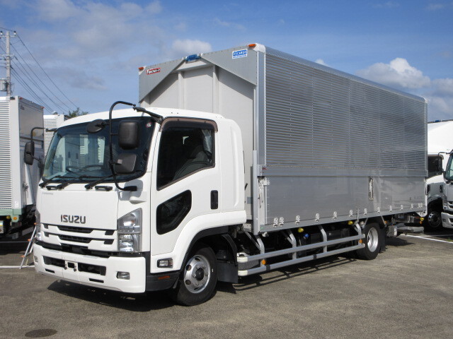 Isuzu FORWARD 2018