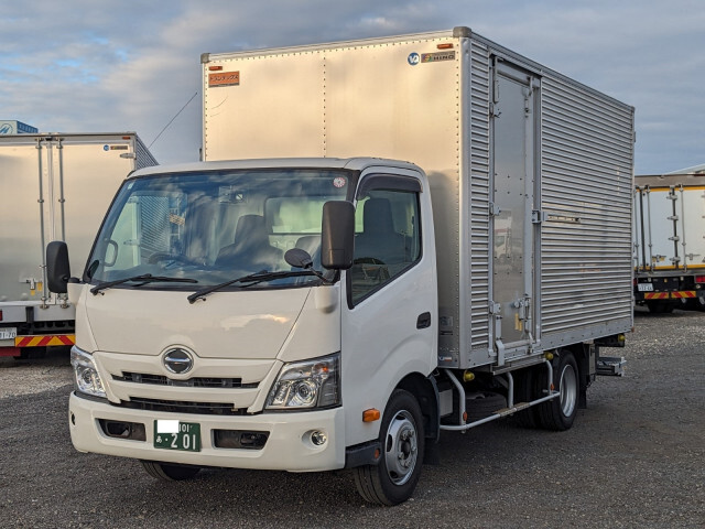 Hino DUTRO 2020