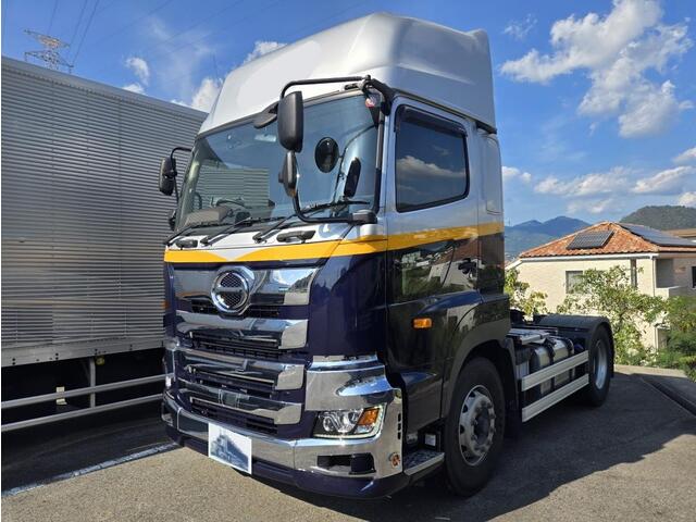 Hino PROFIA 2022