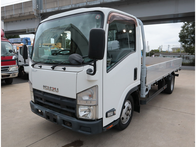 Isuzu ELF 2013