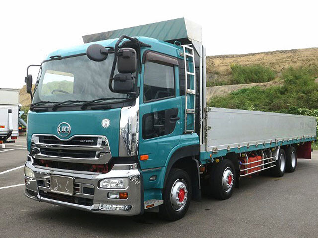 UD Trucks QUON 2012