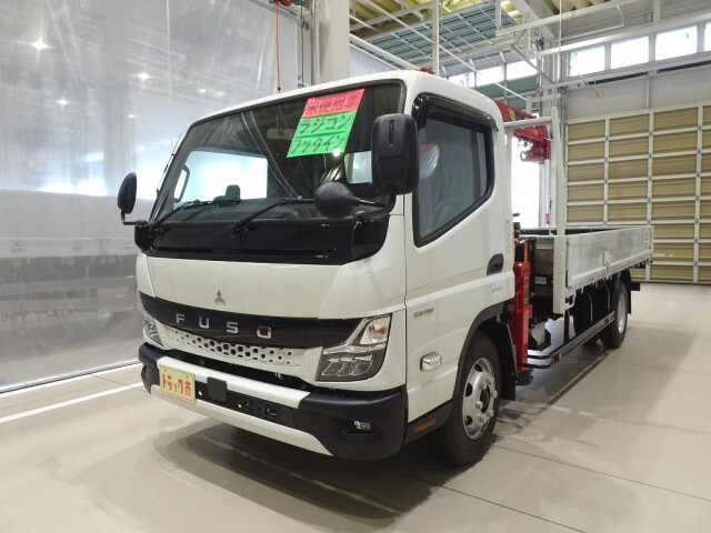 Mitsubishi CANTER 2023