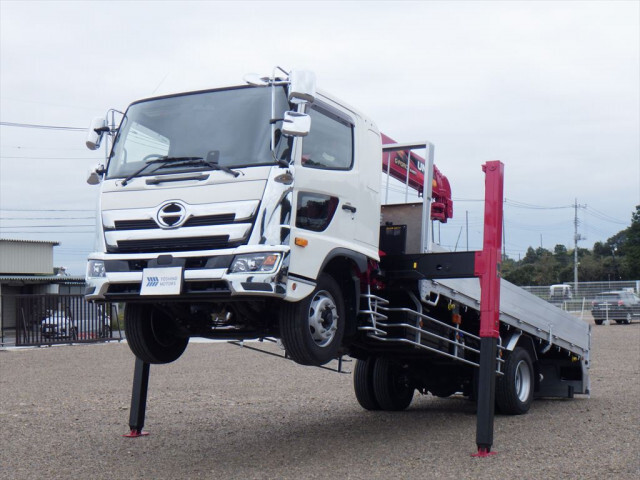 Hino RANGER 2023