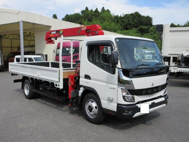 Mitsubishi CANTER 2024