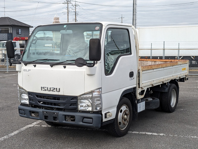 Isuzu ELF 2017