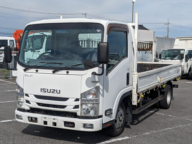 Isuzu ELF 2015