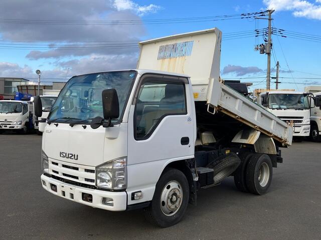 Isuzu ELF 2013