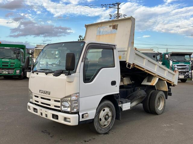 Isuzu ELF 2013