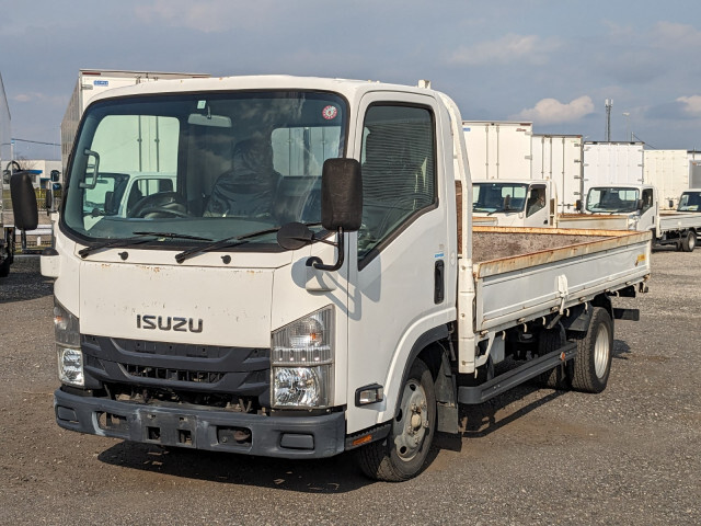 Isuzu ELF 2017