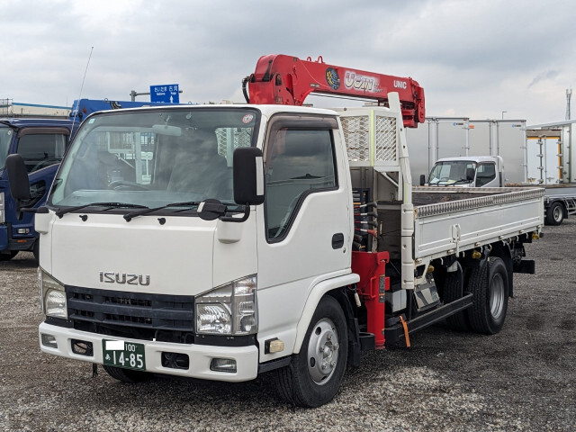 Isuzu ELF 2012