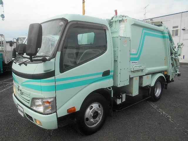 Hino DUTRO 2011