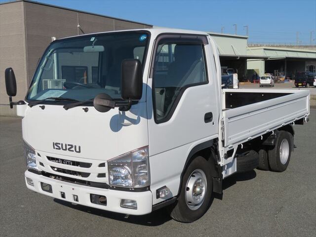 Isuzu ELF 2017