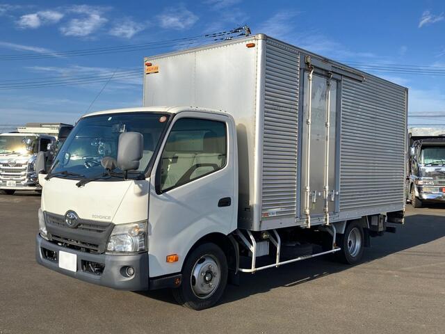 Toyota TOYOACE 2014