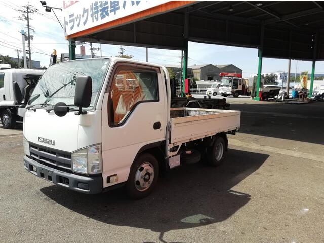 Isuzu ELF 2013