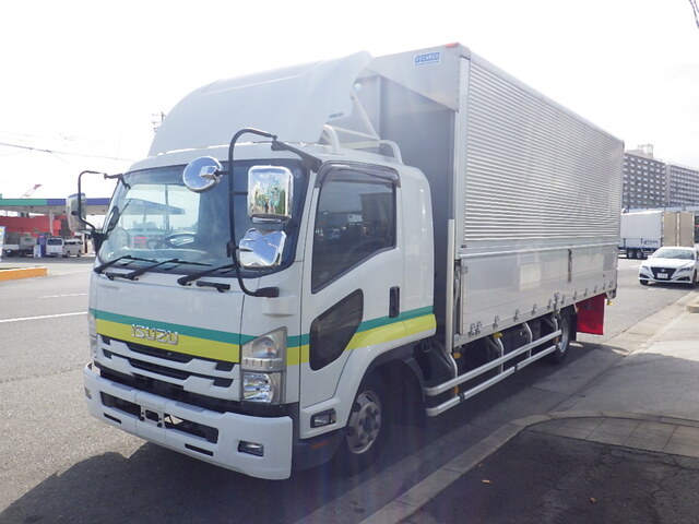 Isuzu FORWARD 2021