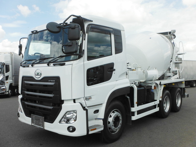 UD Trucks QUON 2022