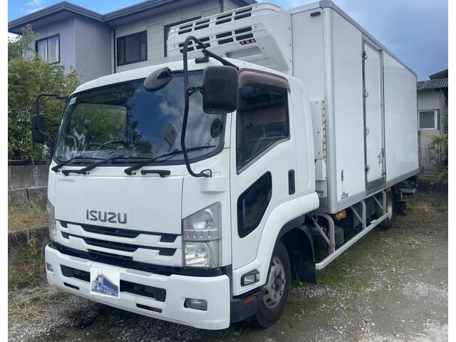 Isuzu FORWARD 2015