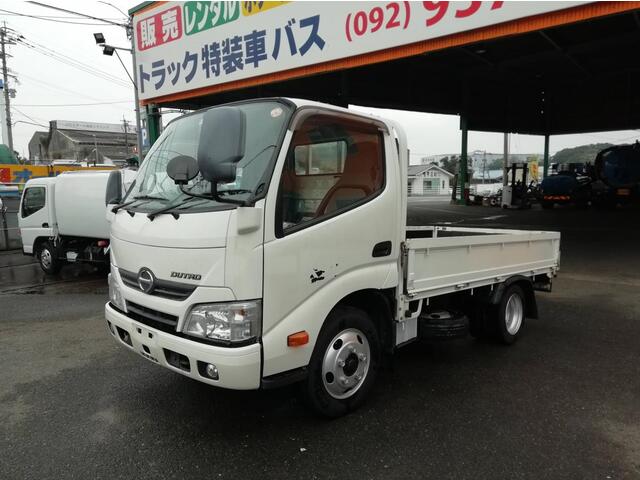 Hino DUTRO 2015