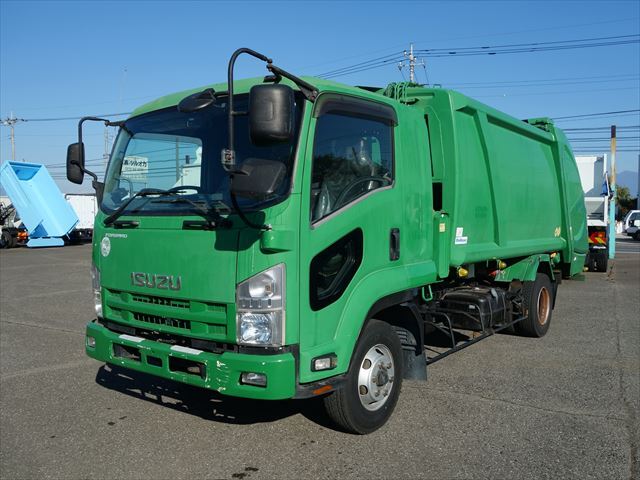 Isuzu FORWARD 2011