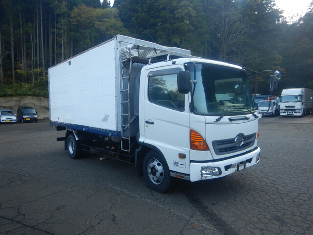 Hino RANGER 2004