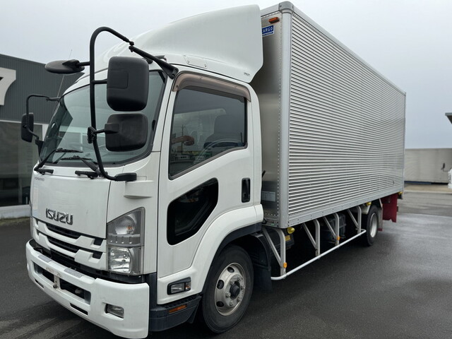 Isuzu FORWARD 2015