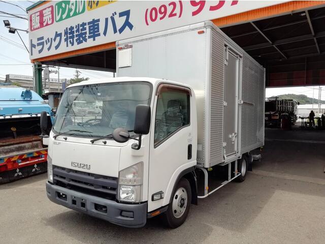 Isuzu ELF 2015