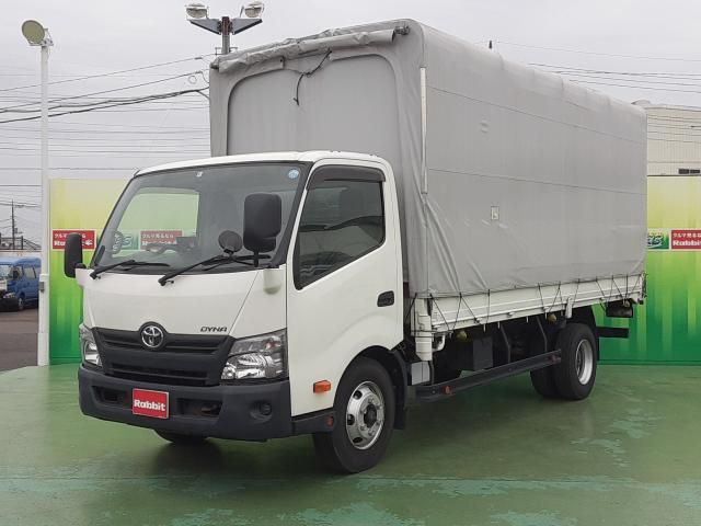 TOYOTA DYNA 2017