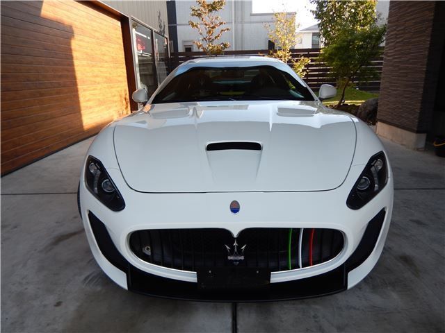 MASERATI GRANTURISMO 2013