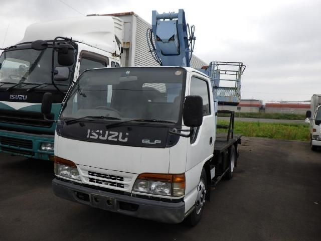 Isuzu FORWARD 2019