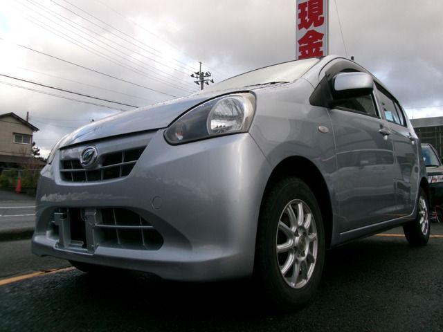 DAIHATSU MIRA e:S 2011