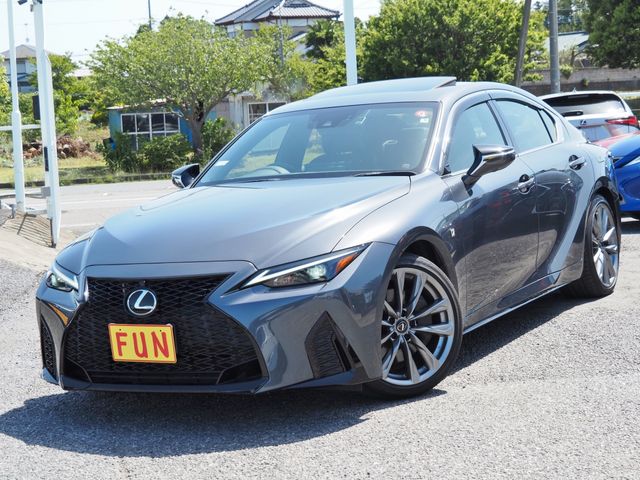 TOYOTA LEXUS IS350 2021