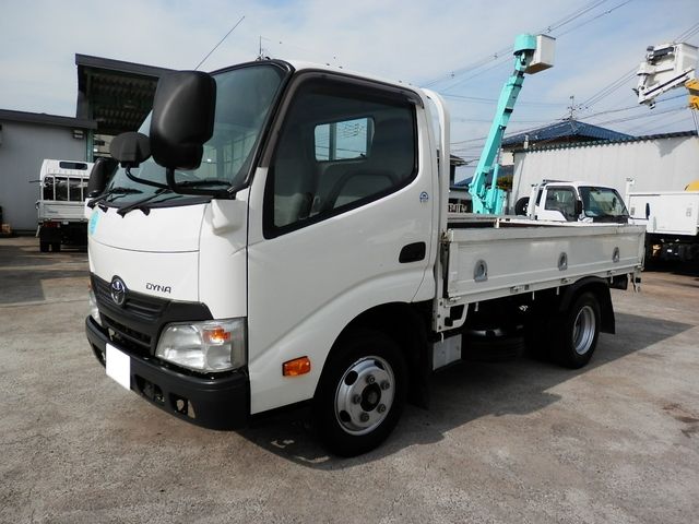 TOYOTA DYNA 2016