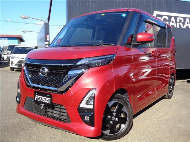 NISSAN ROOX 2021