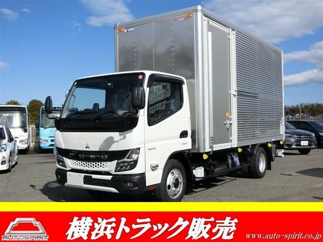 MITSUBISHI キャンター 2024