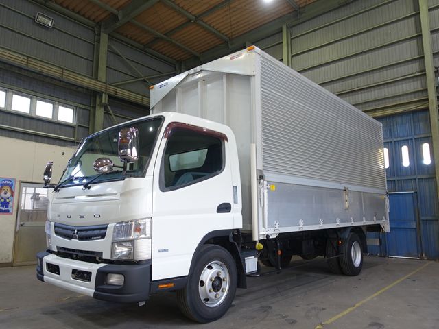 MITSUBISHI CANTER 2013