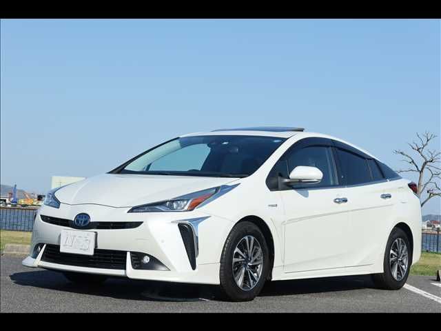 TOYOTA PRIUS 2019