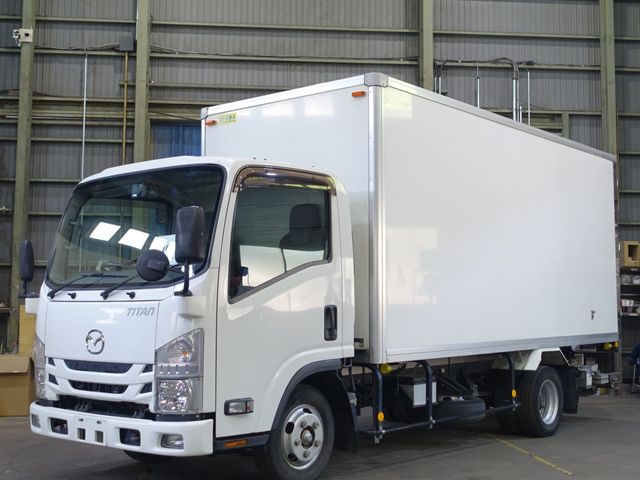 ISUZU ELF 2016